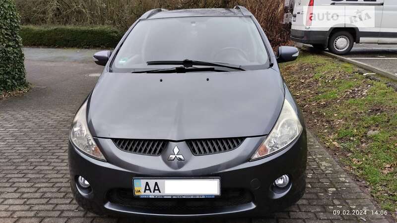 2008 mitsubishi grandis