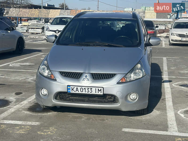 2008 mitsubishi grandis