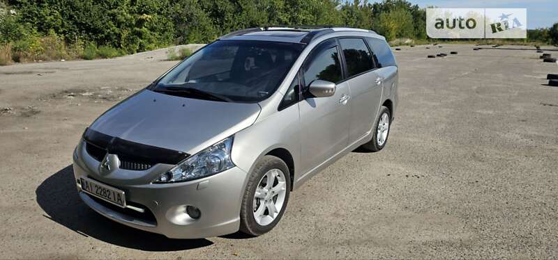 2008 mitsubishi grandis