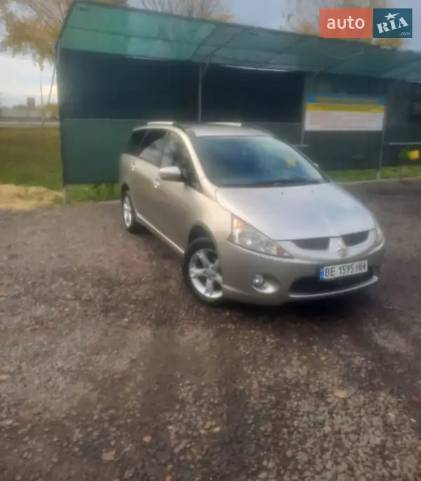2008 mitsubishi grandis