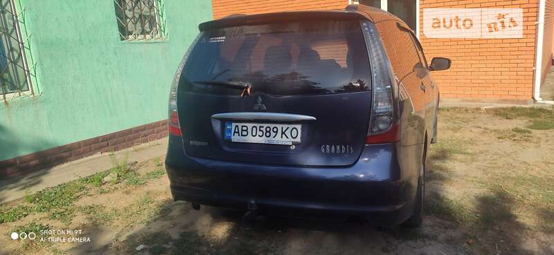2008 mitsubishi grandis