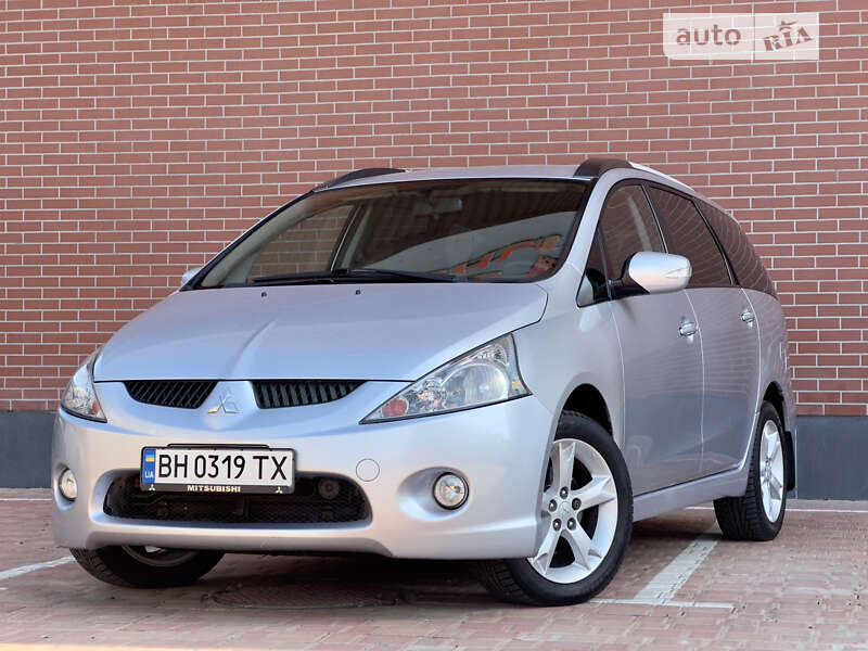 2008 mitsubishi grandis