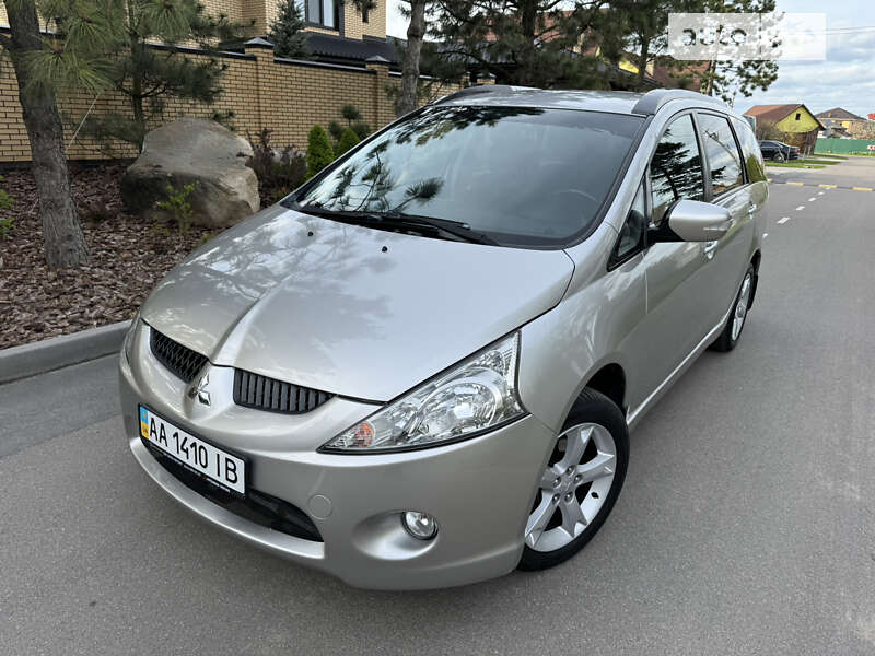 2008 mitsubishi grandis