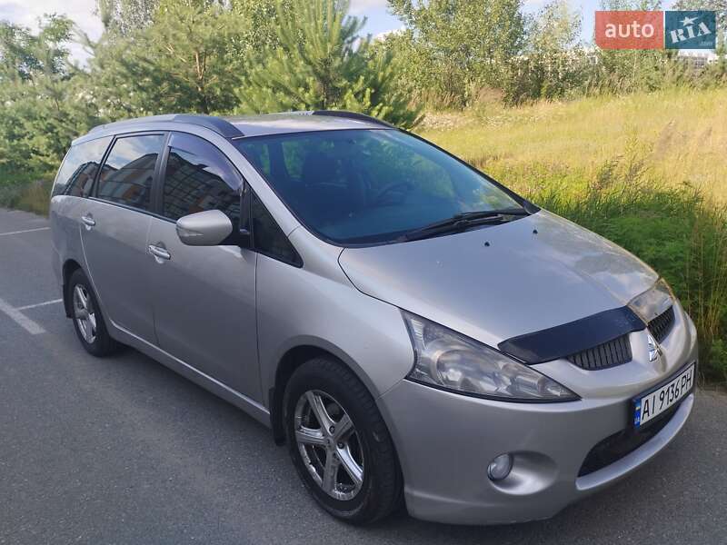 2008 mitsubishi grandis