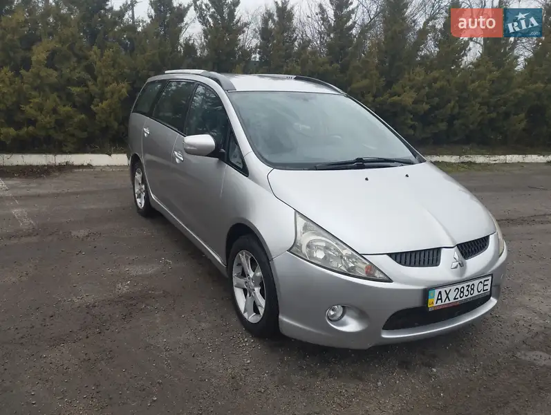 2009 mitsubishi grandis