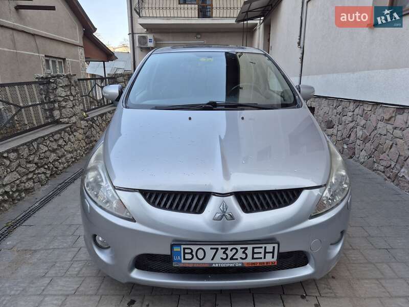 2008 mitsubishi grandis