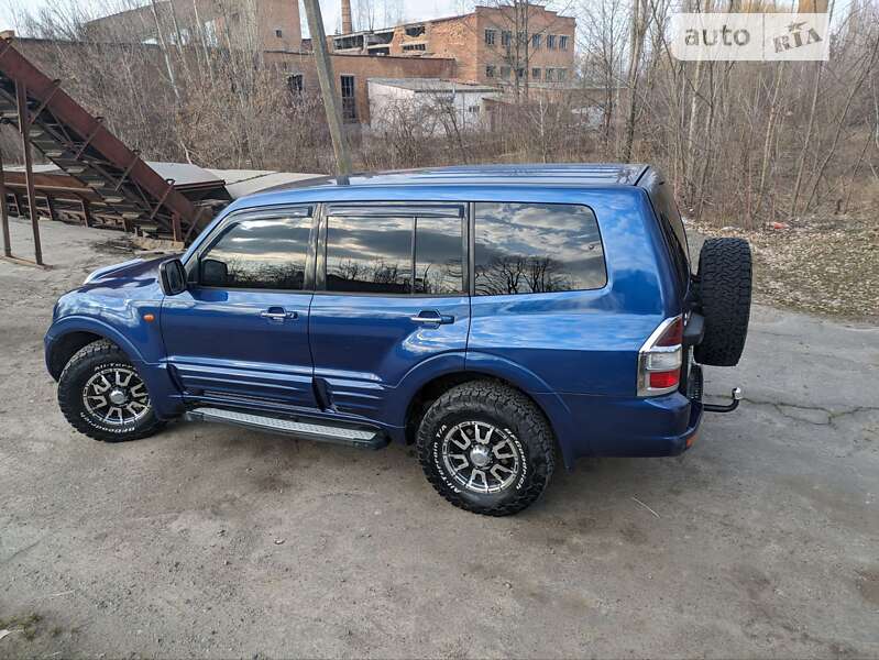 2001 mitsubishi pajero wagon