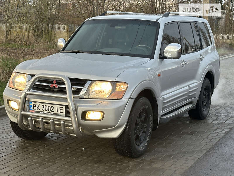 2001 mitsubishi pajero