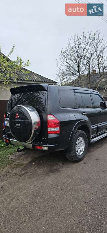 2002 mitsubishi pajero wagon