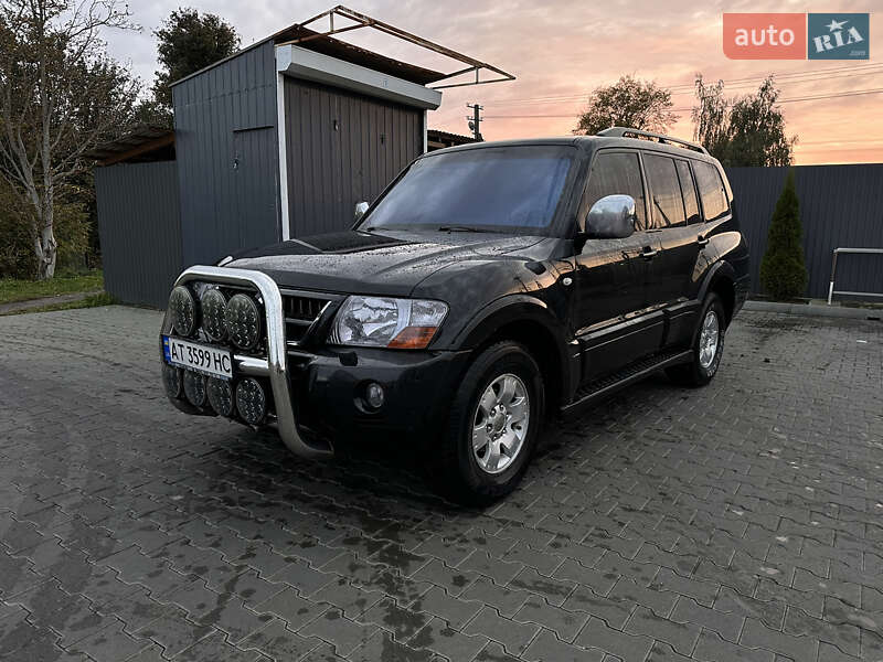 2004 mitsubishi pajero wagon