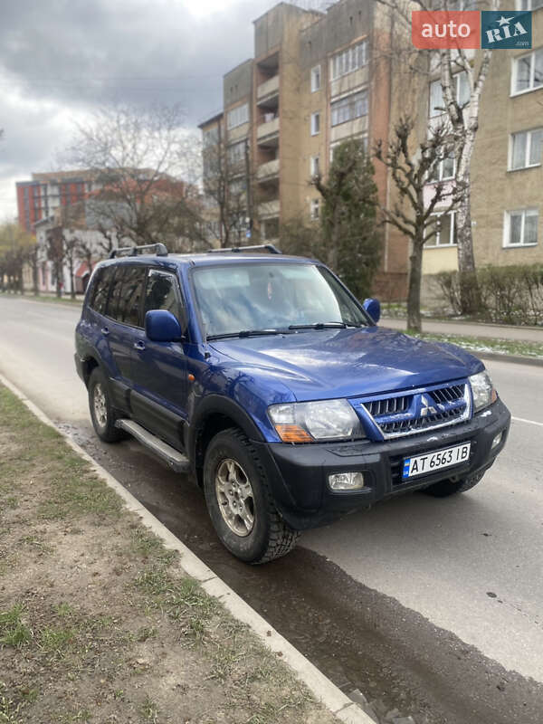 2000 mitsubishi pajero