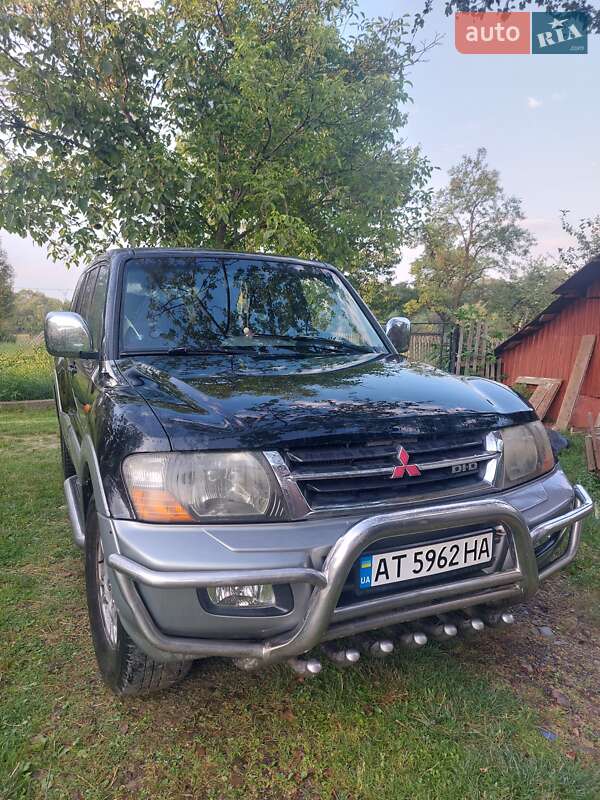 2000 mitsubishi pajero