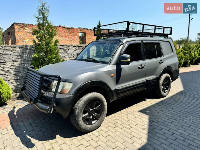 2002 mitsubishi pajero wagon