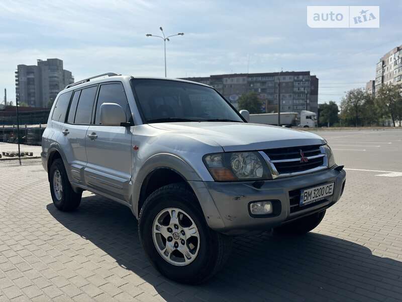 2002 mitsubishi pajero