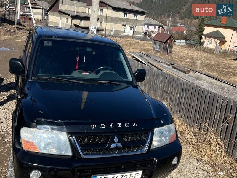 2003 mitsubishi pajero