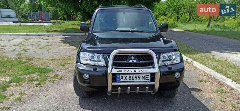 2006 mitsubishi pajero wagon