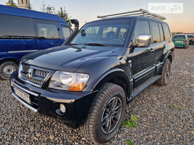2006 mitsubishi pajero