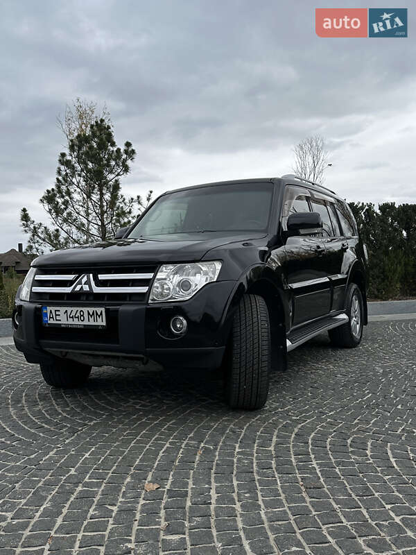 2006 mitsubishi pajero