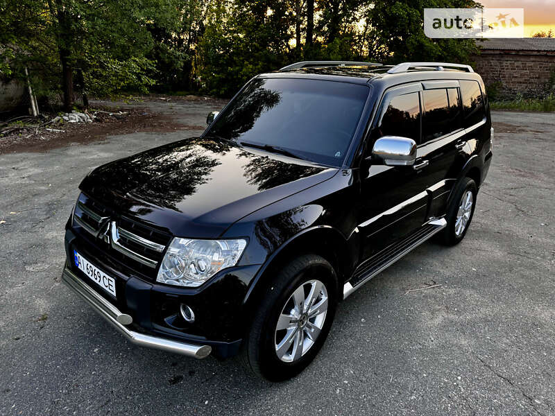 2007 mitsubishi pajero wagon