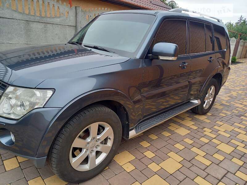 2007 mitsubishi pajero