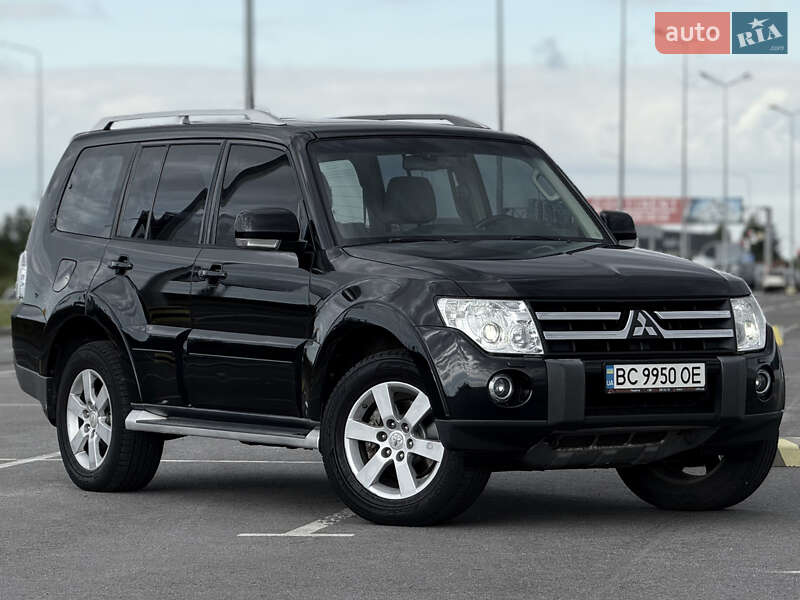 2008 mitsubishi pajero