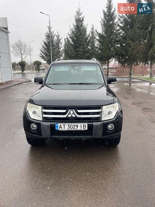 2008 mitsubishi pajero