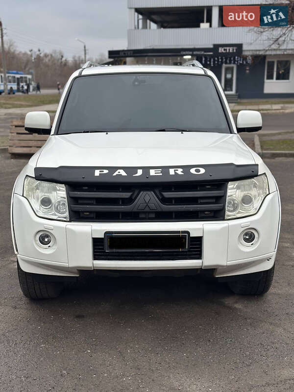2008 mitsubishi pajero