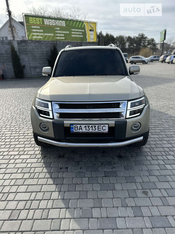 2006 mitsubishi pajero