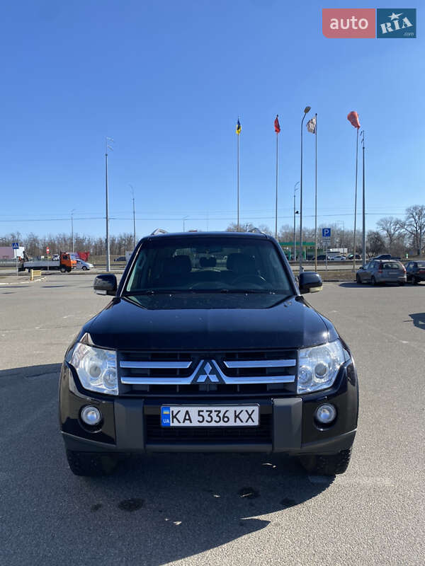 2007 mitsubishi pajero