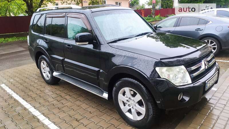 2007 mitsubishi pajero wagon