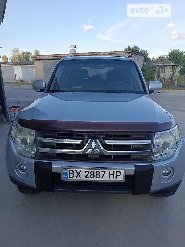 2007 mitsubishi pajero
