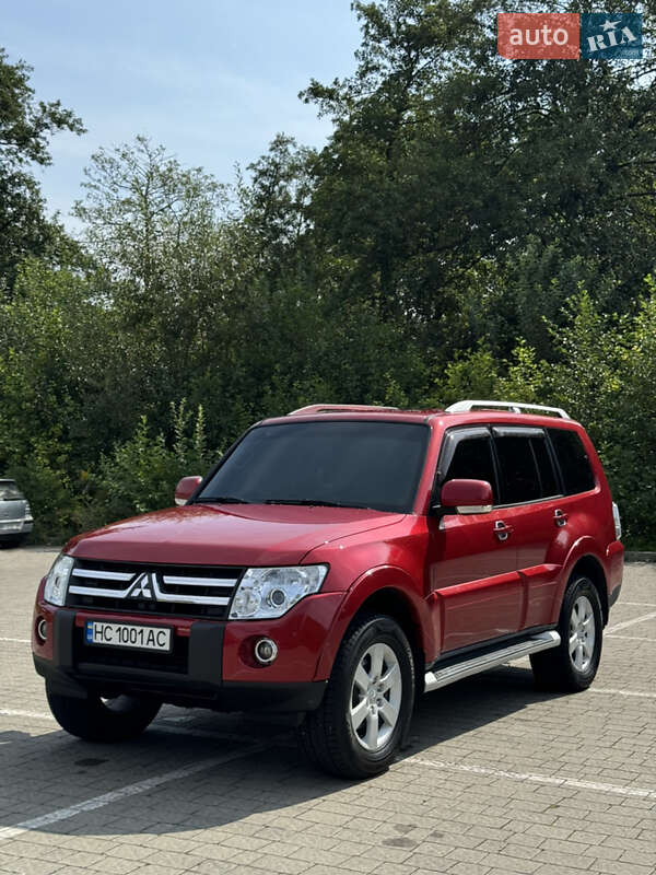 2007 mitsubishi pajero wagon