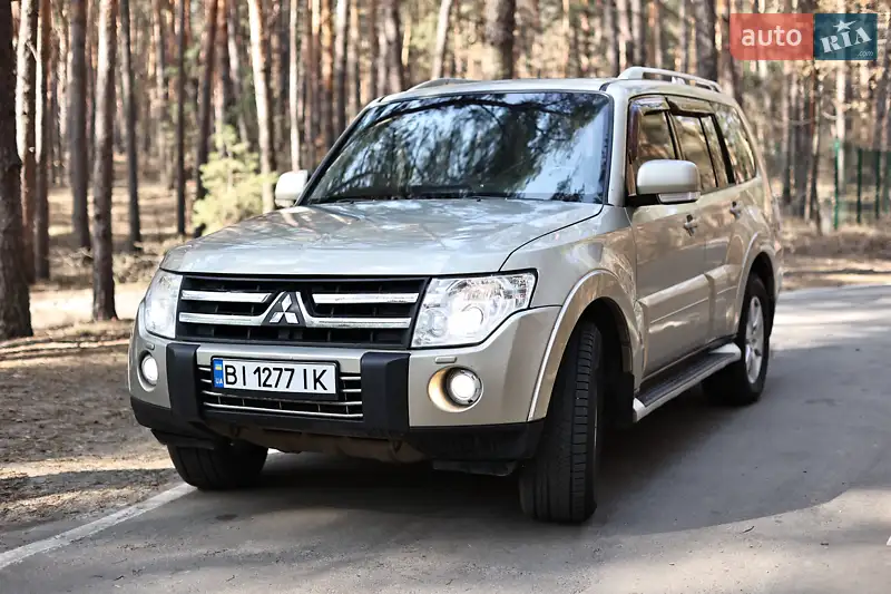 2007 mitsubishi pajero wagon
