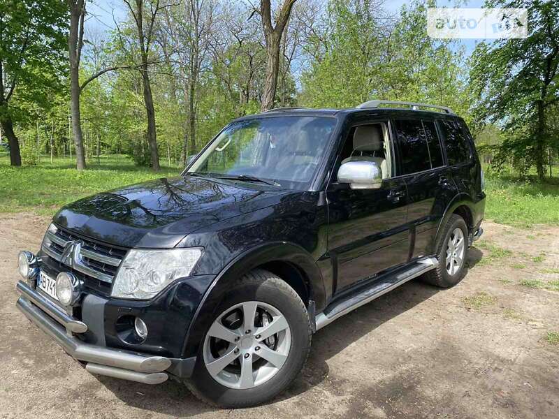 2008 mitsubishi pajero
