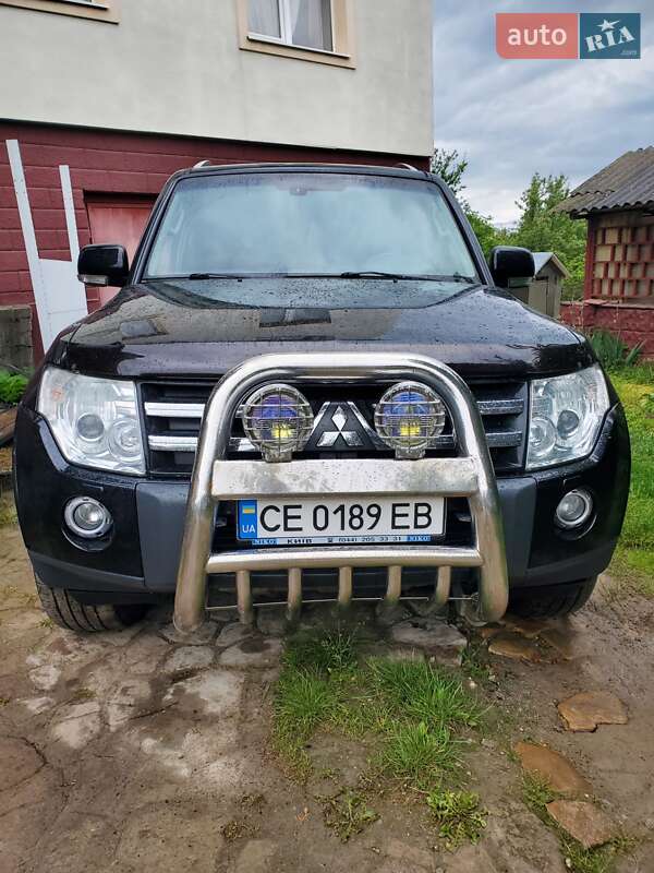 2008 mitsubishi pajero