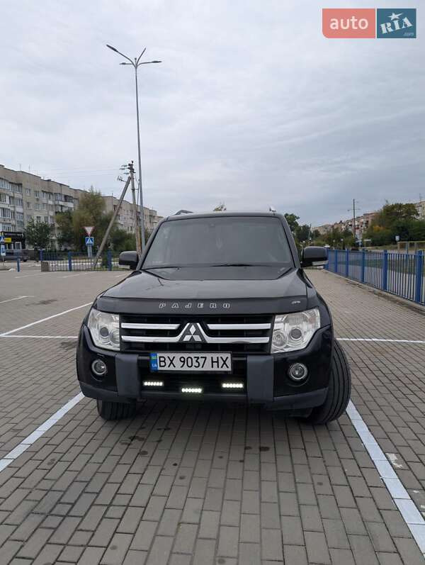2008 mitsubishi pajero