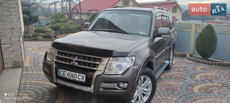 2015 mitsubishi pajero