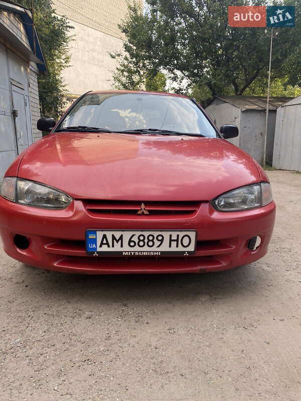 1996 mitsubishi colt