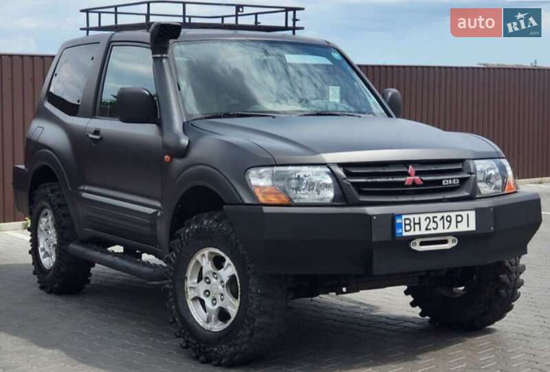 2000 mitsubishi pajero