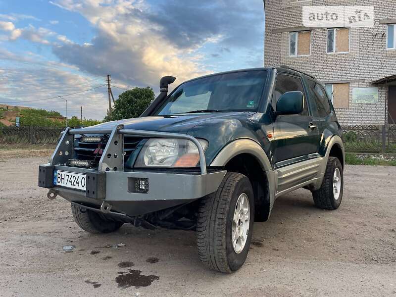 2001 mitsubishi pajero