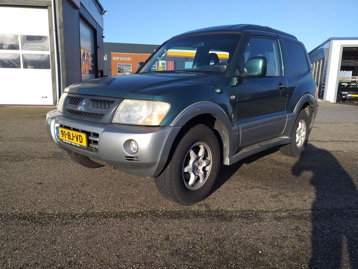 2003 mitsubishi pajero
