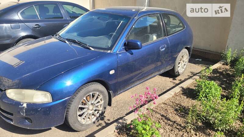2003 mitsubishi colt