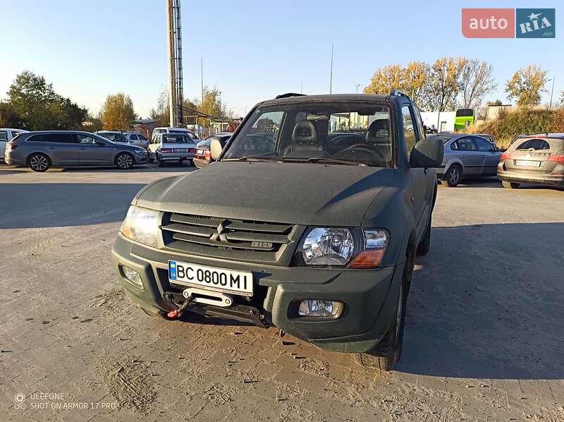2001 mitsubishi pajero