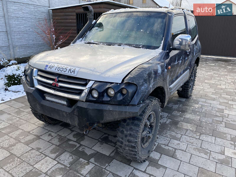 2002 mitsubishi pajero