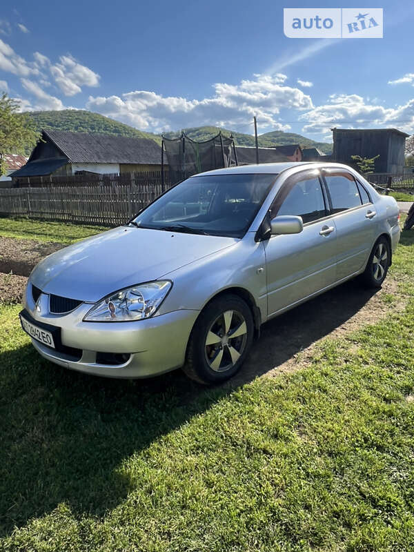 2004 mitsubishi lancer