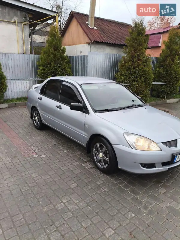 2004 mitsubishi lancer