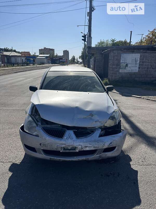 2004 mitsubishi lancer