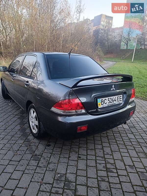 2004 mitsubishi lancer