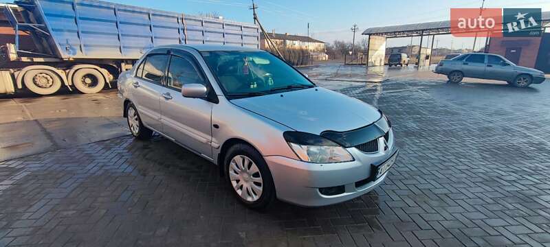 2004 mitsubishi lancer