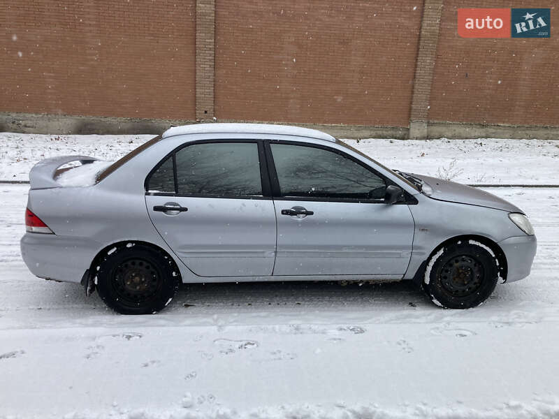 2004 mitsubishi lancer